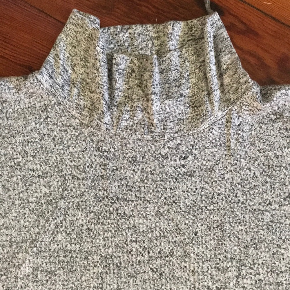 Cha cha Vente Lightweight knit poncho - Picture 2 of 8
